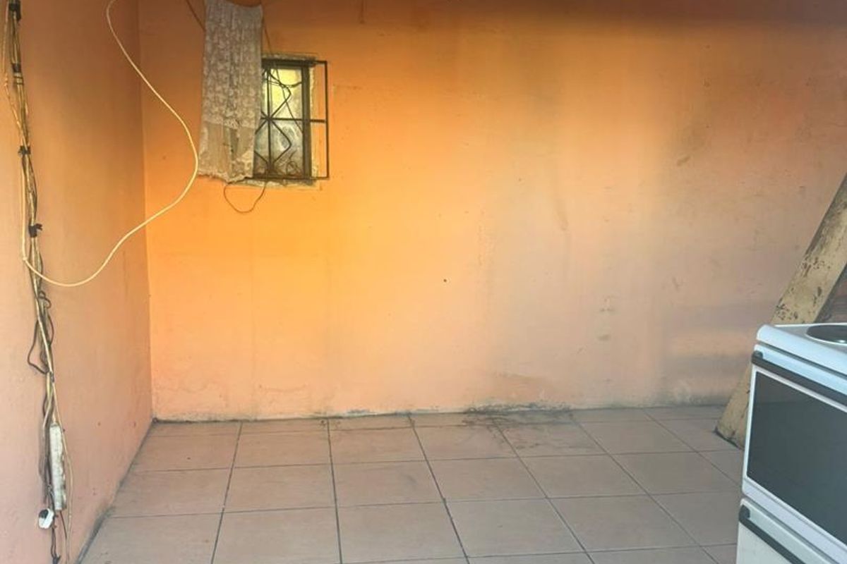 1 BEDROOM APARTMENT FOR SALE - Photo 2