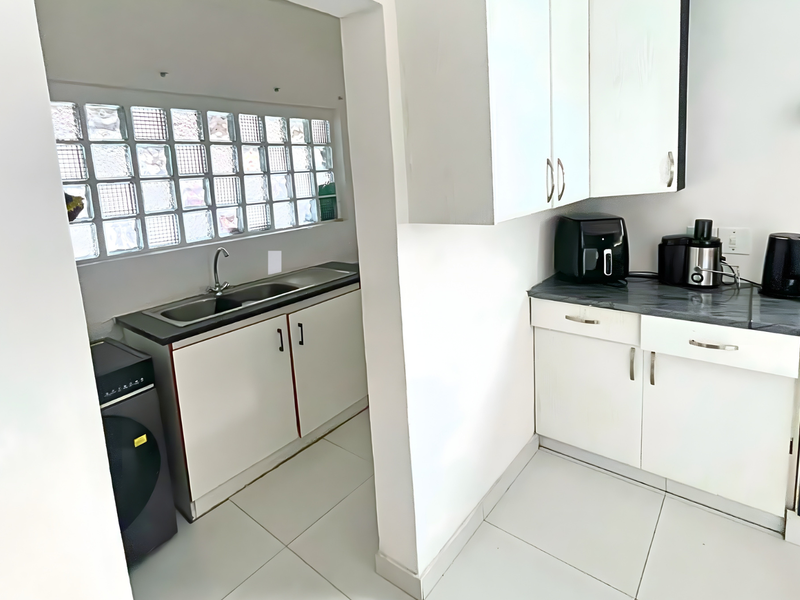 Pet-Friendly 3-Bedroom Family Apartment with Spacious Garden - Photo 7