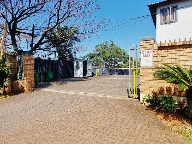 Storage Unit for Sale · Glen Anil · ±59 m2 · R542,800 (ex VAT) - Photo 2