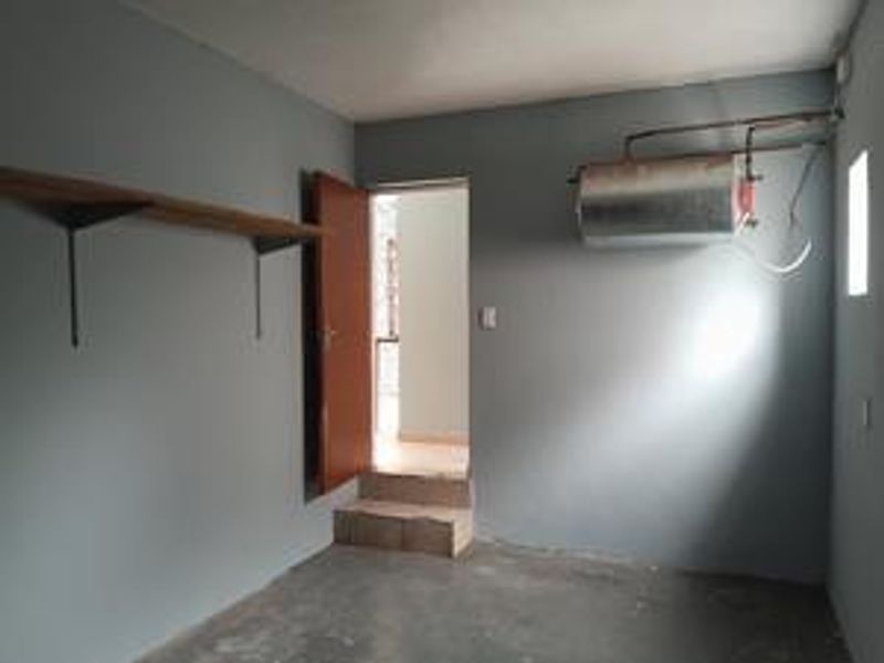 House to Rent - Photo 6