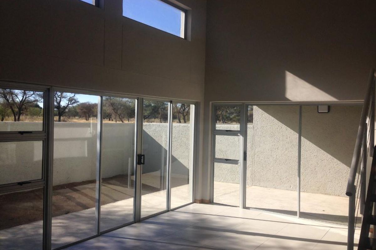 3 bedrooms Townhouse in OKAHANDJA - Photo 3