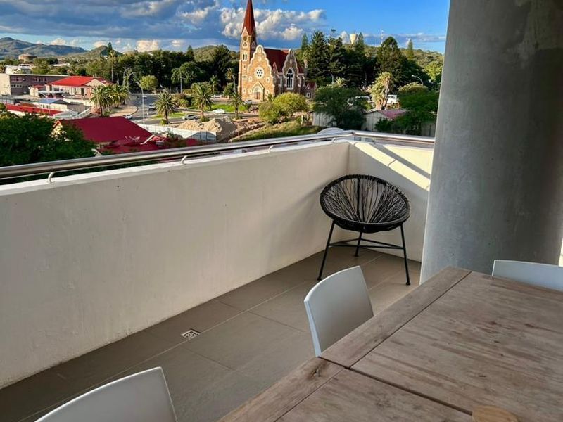 Fully Furnished Apartment To Let In Freedom Plaza - Photo 2