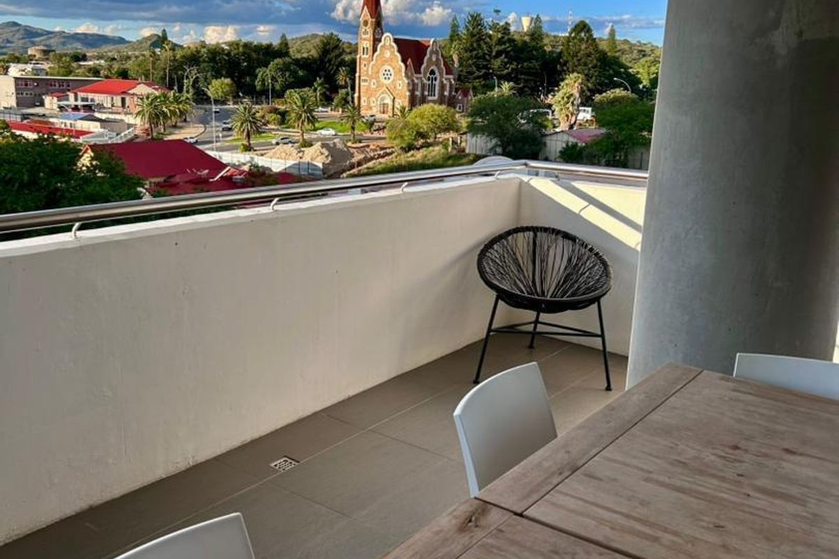 Fully Furnished Apartment To Let In Freedom Plaza - Photo 2