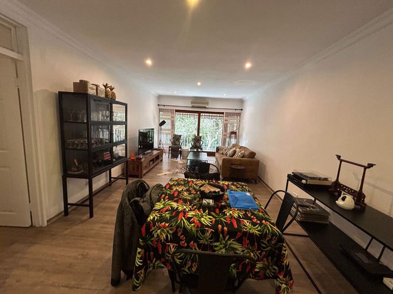 Spacious Classic Kloof Apartment in Maytime Area for Rent - Photo 2