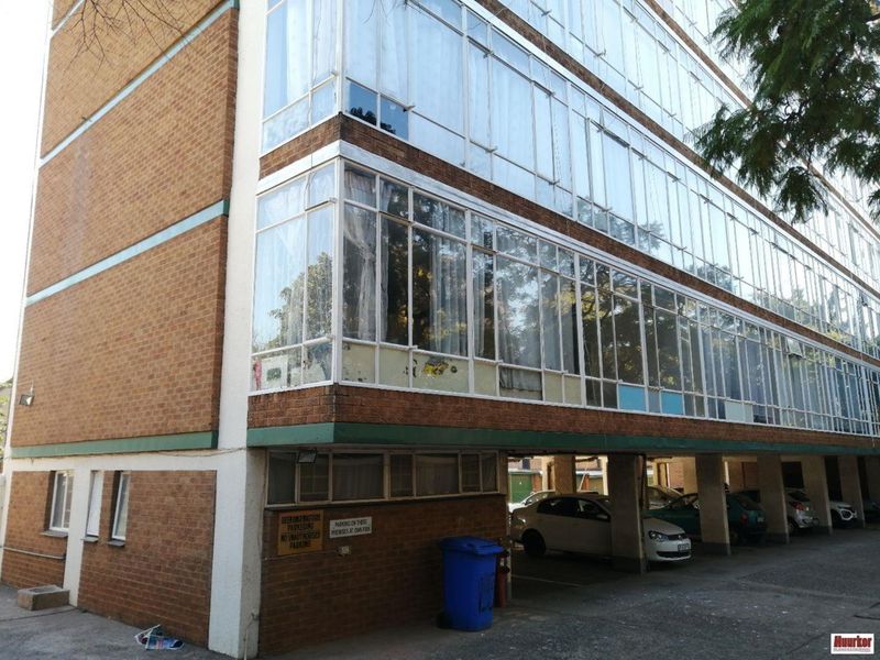 BACHELOR FLAT TO RENT IN SUNNYSIDE - Photo 10