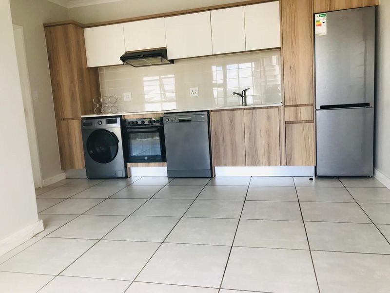 Luxury 1 Bedroom for Rent - Photo 5