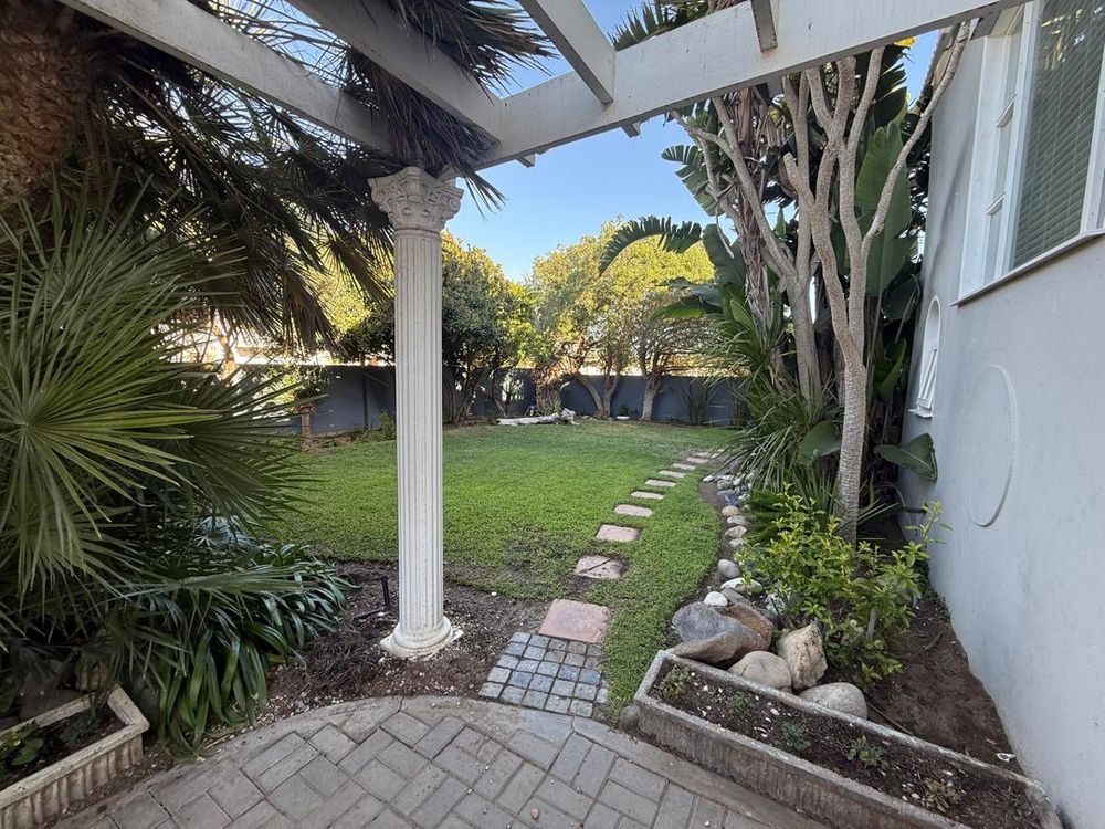 Front yard garden