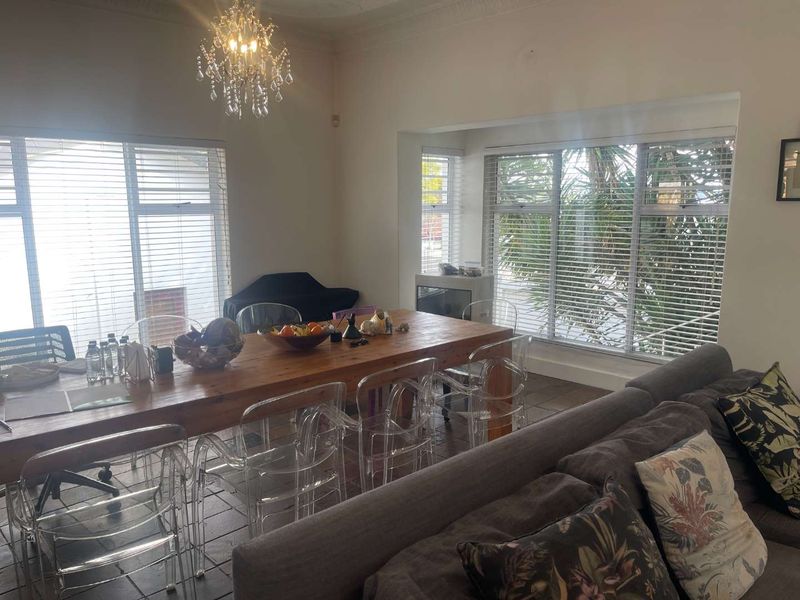 Character, Comfort & Modern Convenience in the Heart of Kensington - Photo 10