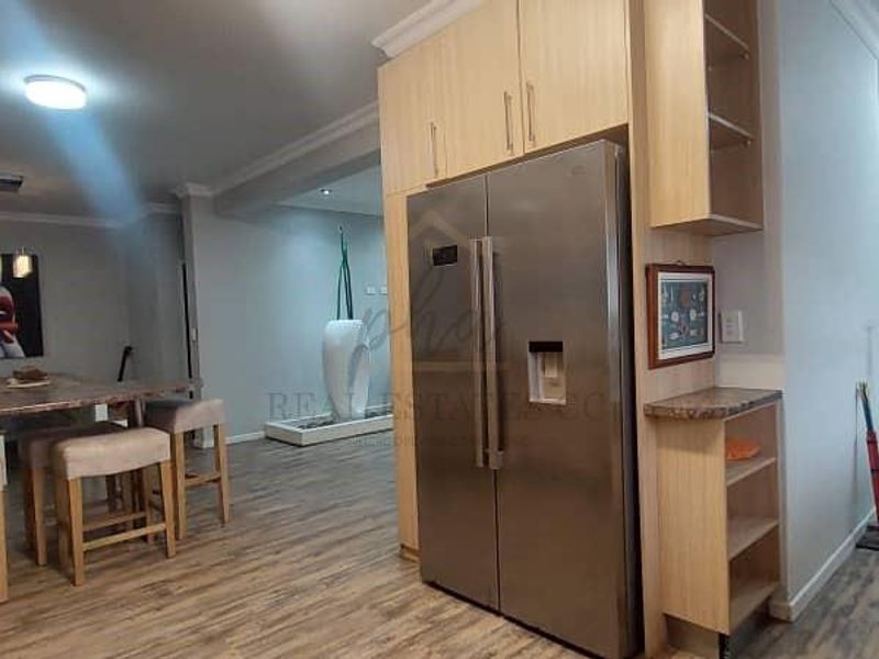 Fully Furnished Dual Living Home – Ocean View - Photo 7