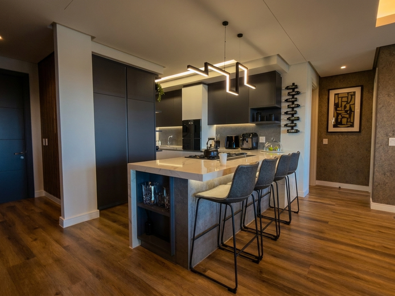 Sophisticated Fully Furnished 3-Bedroom Residence in Steyn City City Centre - Photo 2