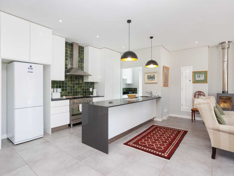 Perfectly Positioned Three-Bedroom Corner Home in Le Domaine Neighbourhood on Val de Vie Estate - Photo 3