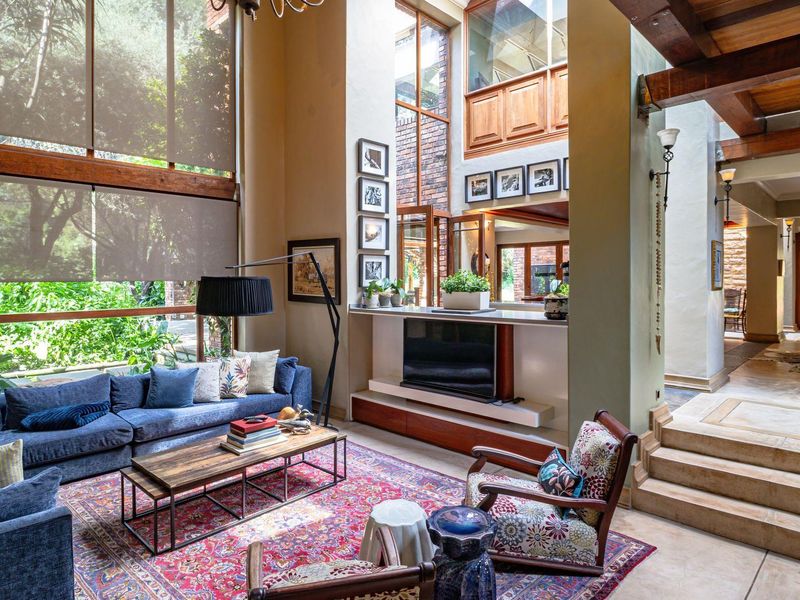 Exceptional Lodge-Style Residence with Cottages - Photo 8