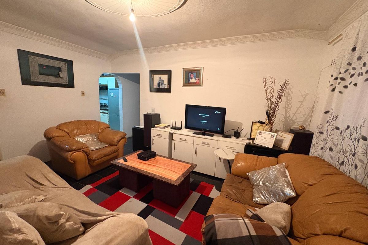 Discover Your Dream Home! - Photo 3