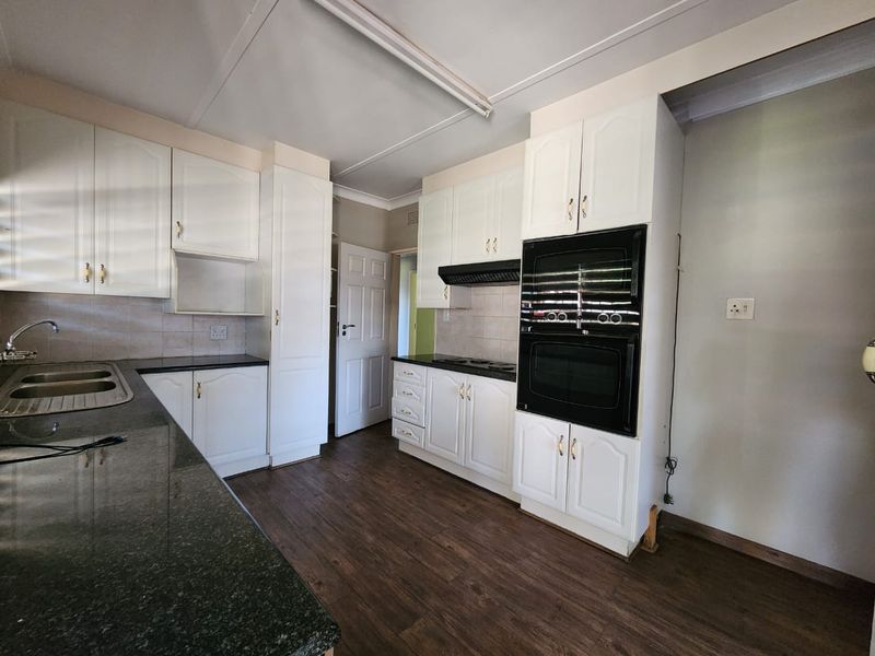 Family home with 1 bed flatlet for rent in Northmead, Benoni - Photo 2