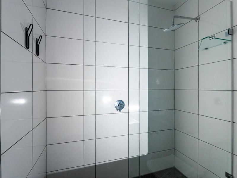 2 Bedroom Ground floor apartment - Photo 9