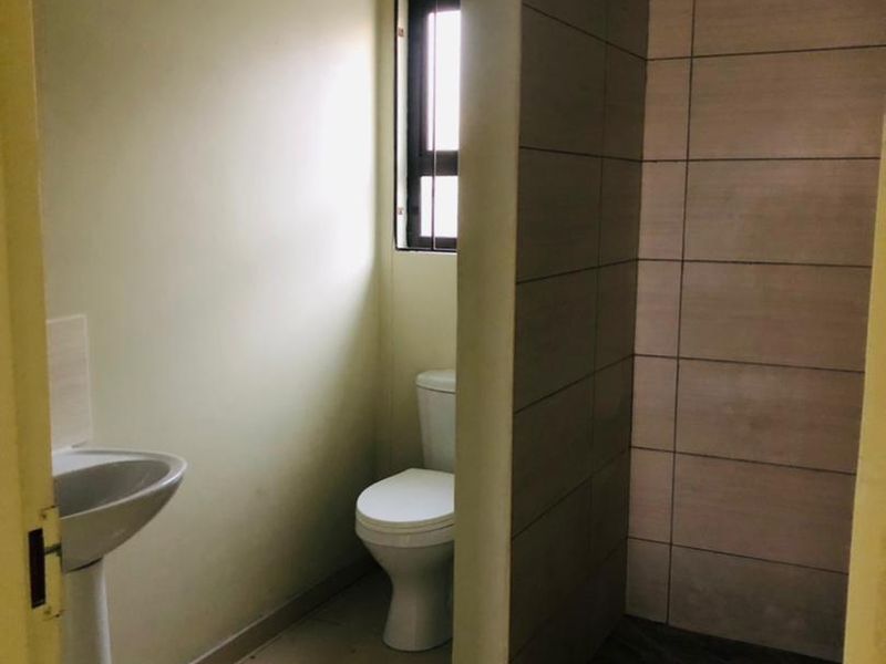 Beautiful Freestanding House For Sale in Ekuku, Oshakati - Photo 5