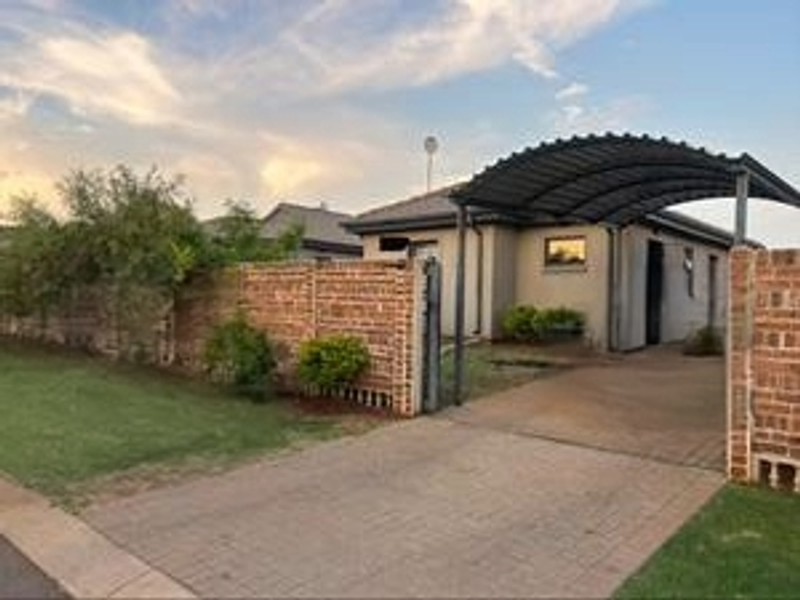 3 Bedroom Family House in Capital View Estate - Photo 2