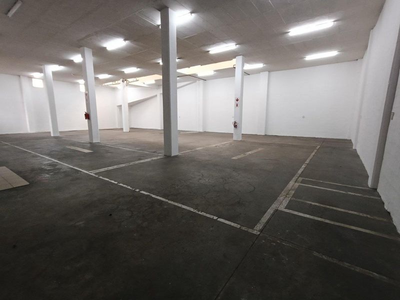 609m2 - Prime Factory / Warehouse To Let – Excellent Location - Photo 4