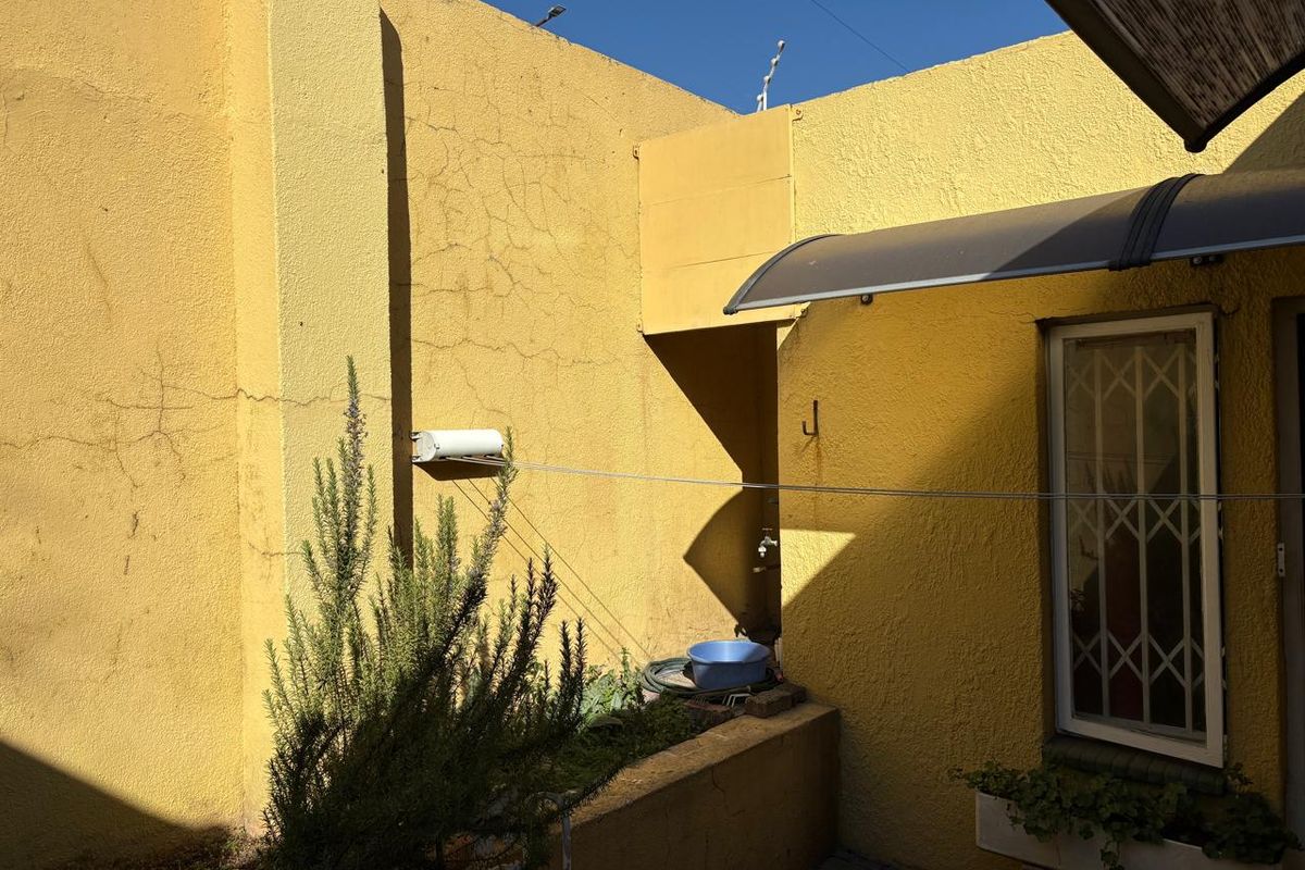 Guest house delight - income generator - Photo 2