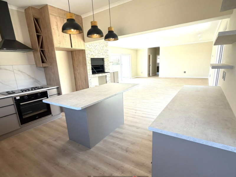 Brand New Home in Rossmund! Under - Construction - Photo 2