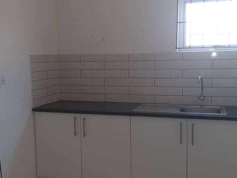 Bussiness premises & flat - Narraville - Photo 10