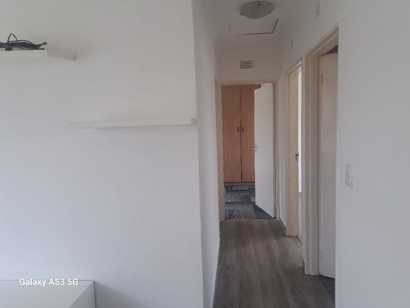 Three bedrooms at Thatchil Security Estate - Photo 6