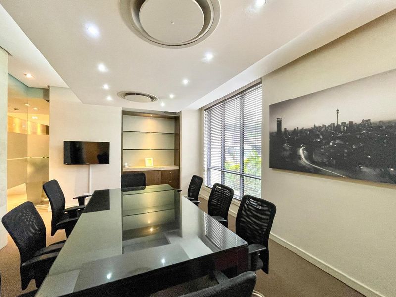 Experience Unparalleled Luxury Living in the Heart of Sandton with this exquisite fully furnished upmarket apartment. - Photo 5