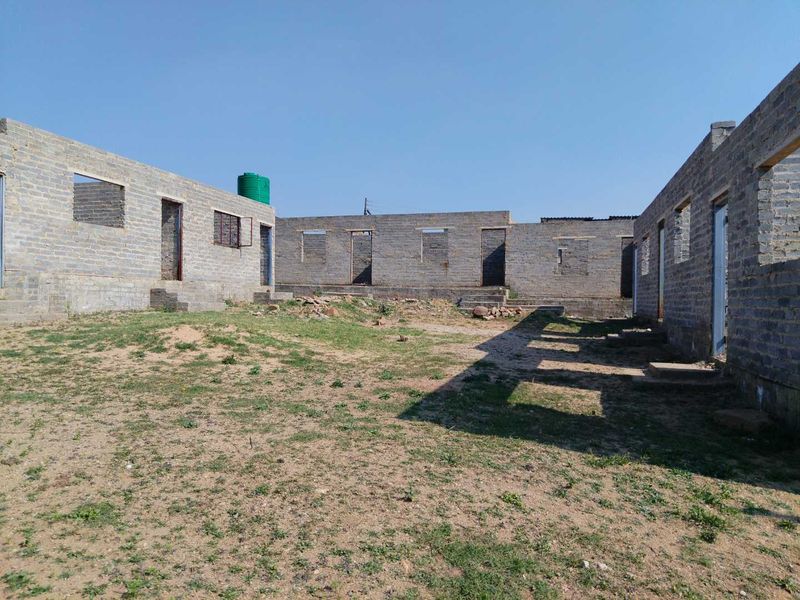 AN INVESTMENT PROPERTY FOR SALE IN BOTLENG EXT 5 - Photo 10