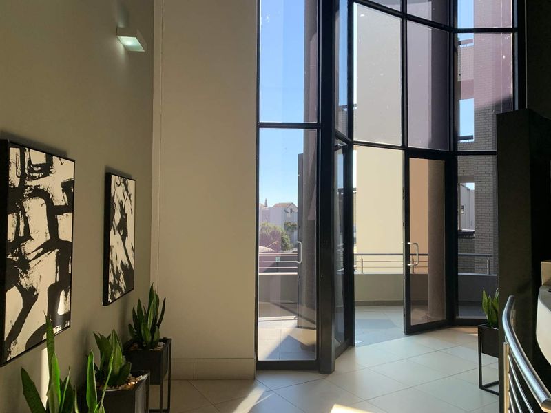 329m2 Office Space To Let at 11 Naivasha Road, Sunninghill - Photo 3