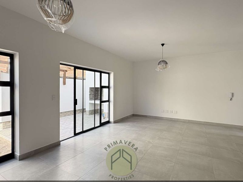 Brand New 2 Bedroom Double Storey Townhouse TO LET in Kramersdorf, Swakopmund - Photo 4