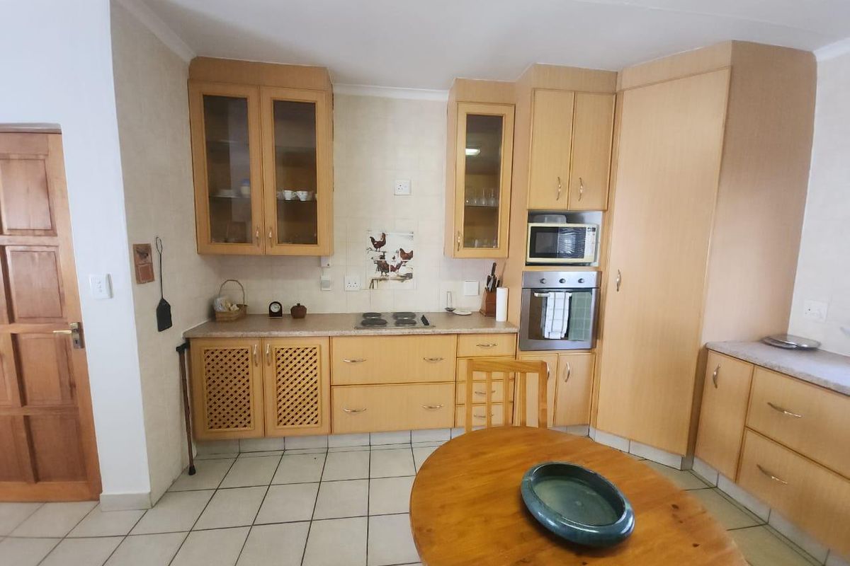 2 BEDROOM TOWNHOUSE FOR SALE IN A RETIREMENT VILLAGE ANNLIN PRETORIA - Photo 5