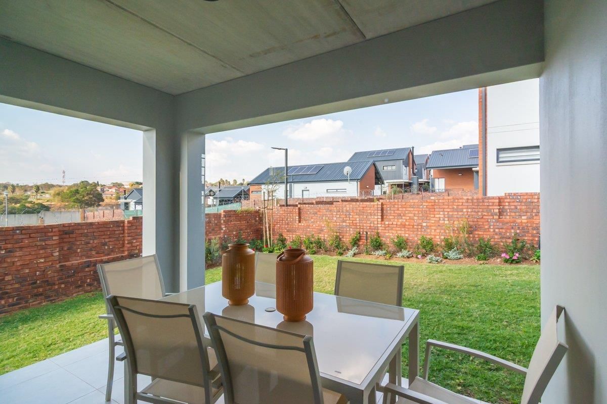 Stylish 4-bed home in Secure Baltimore Estate, Northriding - Photo 4