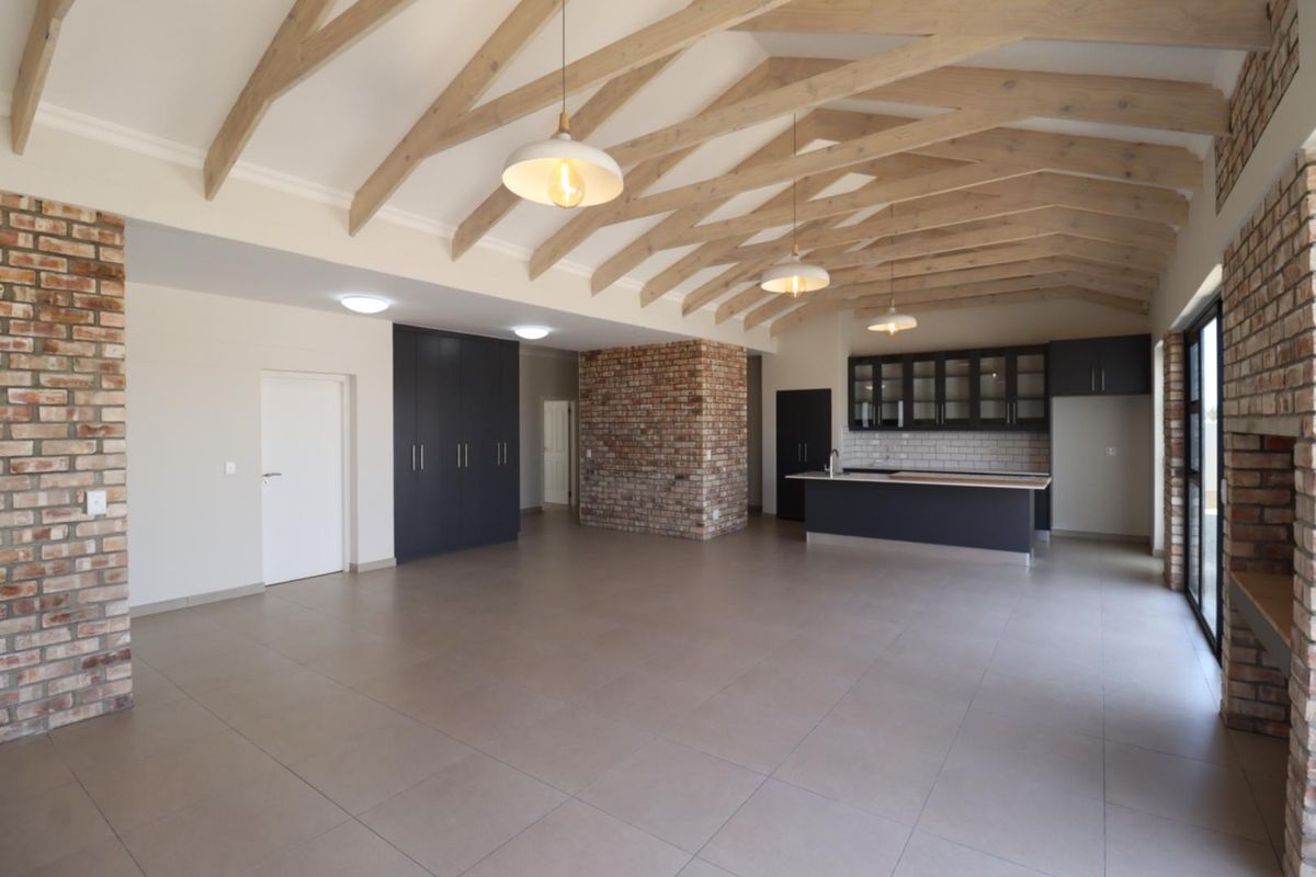 Newly Built 3-Bedroom 3 Bathroom House for Sale in Swakopmund Namibia - Photo 3