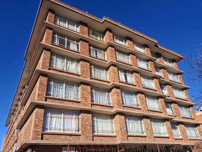 Property #2497954, Apartment Rental Monthly in Silverton