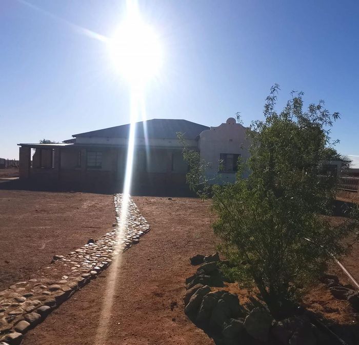 Property #2426046, Farm For Sale in Karasburg Central