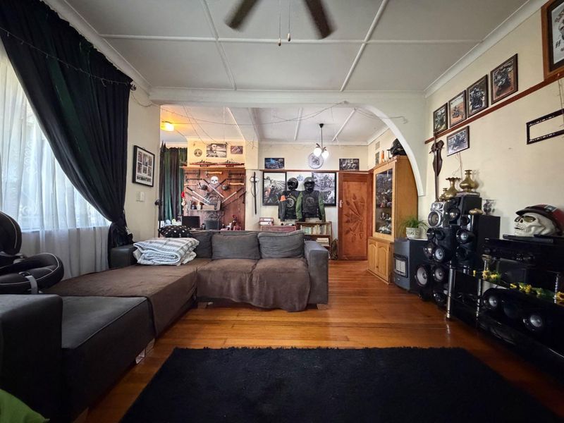 Charming Property with Income-Generating Potential in Regents Park, Johannesburg South - Photo 6