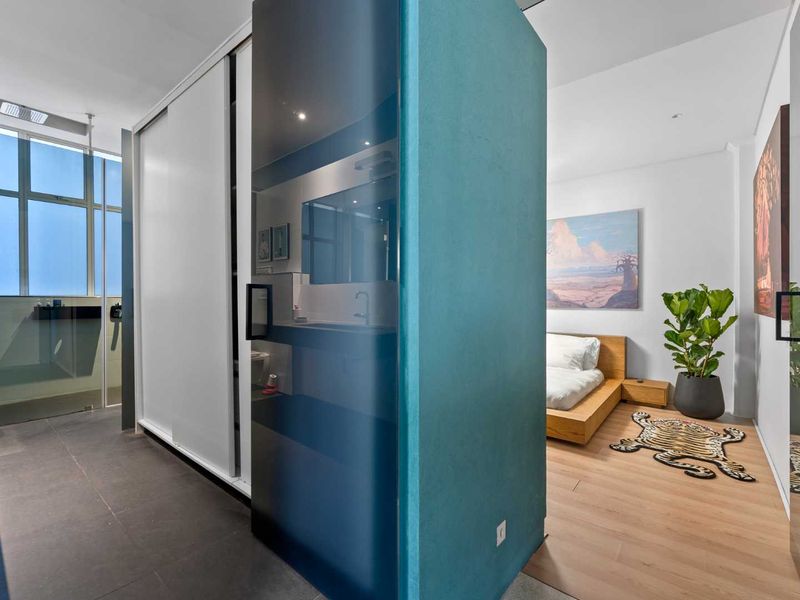 Live the ultimate Cape Town loft experience - Photo 8