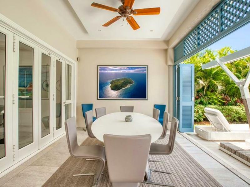 Exquisite ocean front Eden Island villa - Photo 4