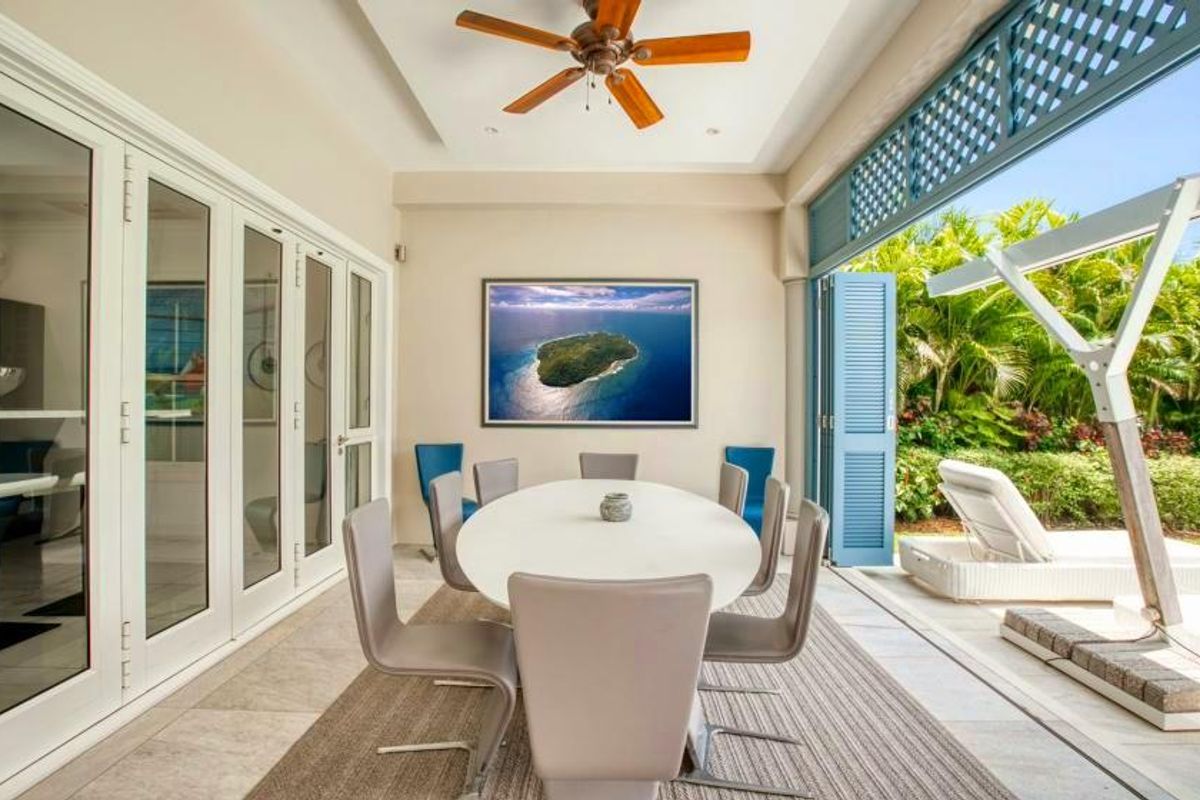 Exquisite ocean front Eden Island villa - Photo 4
