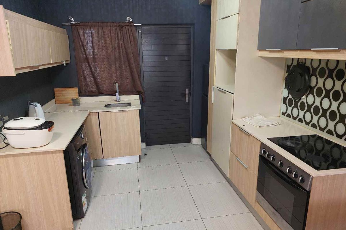 2 BEDROOM FURNISHED APARTMENT TO RENT IN RIVONIA - Photo 4