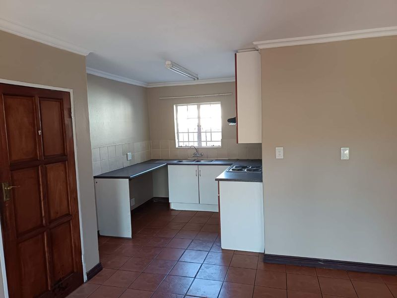 3 Bedroom Home to Rent in Amble View- Secure Living in Hartbeeshoek, Akasia Pretoria North - Photo 3