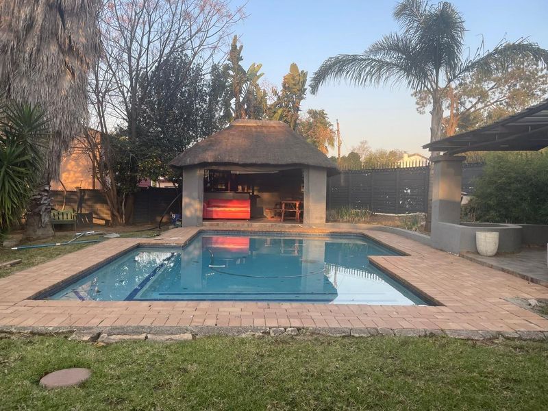 3 Bedroom 2 Barthroom for sale in Bloubsrand - Photo 1