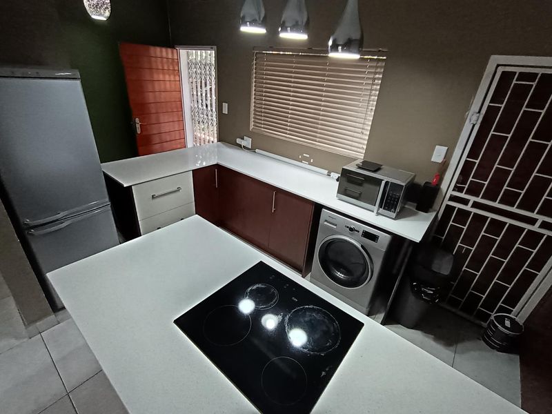 Craig Park, 2-bedroom Duplex for sale - Photo 3