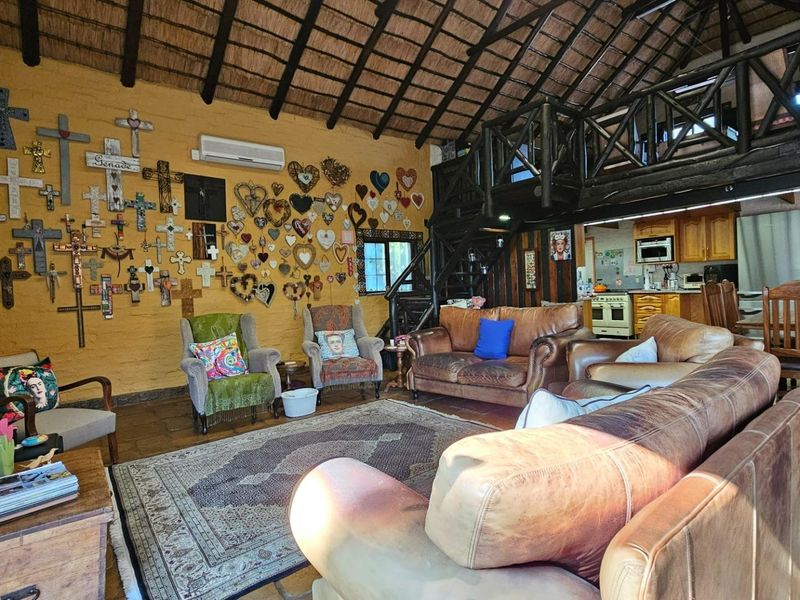 Stay in a Bushveld Lodge right here in the City - Photo 5