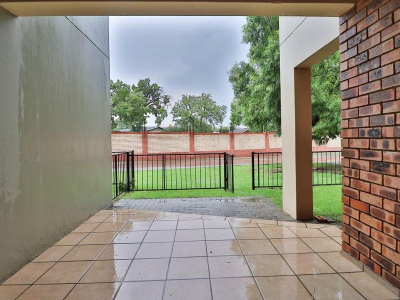 A Specious 2Bedroom 2Bath Apartment for Sale - Photo 4