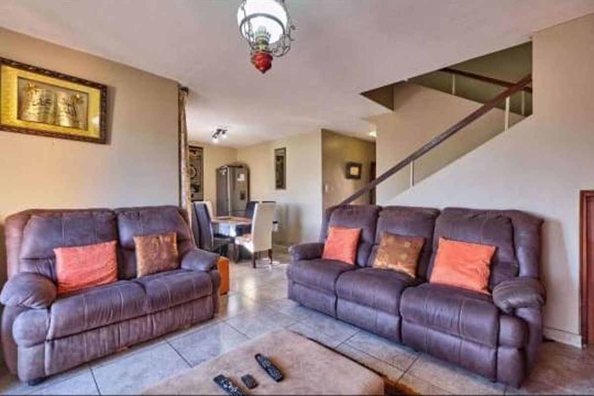 Spacious Duplex for Sale near Isipingo Beach – Secure Complex Living - Photo 5