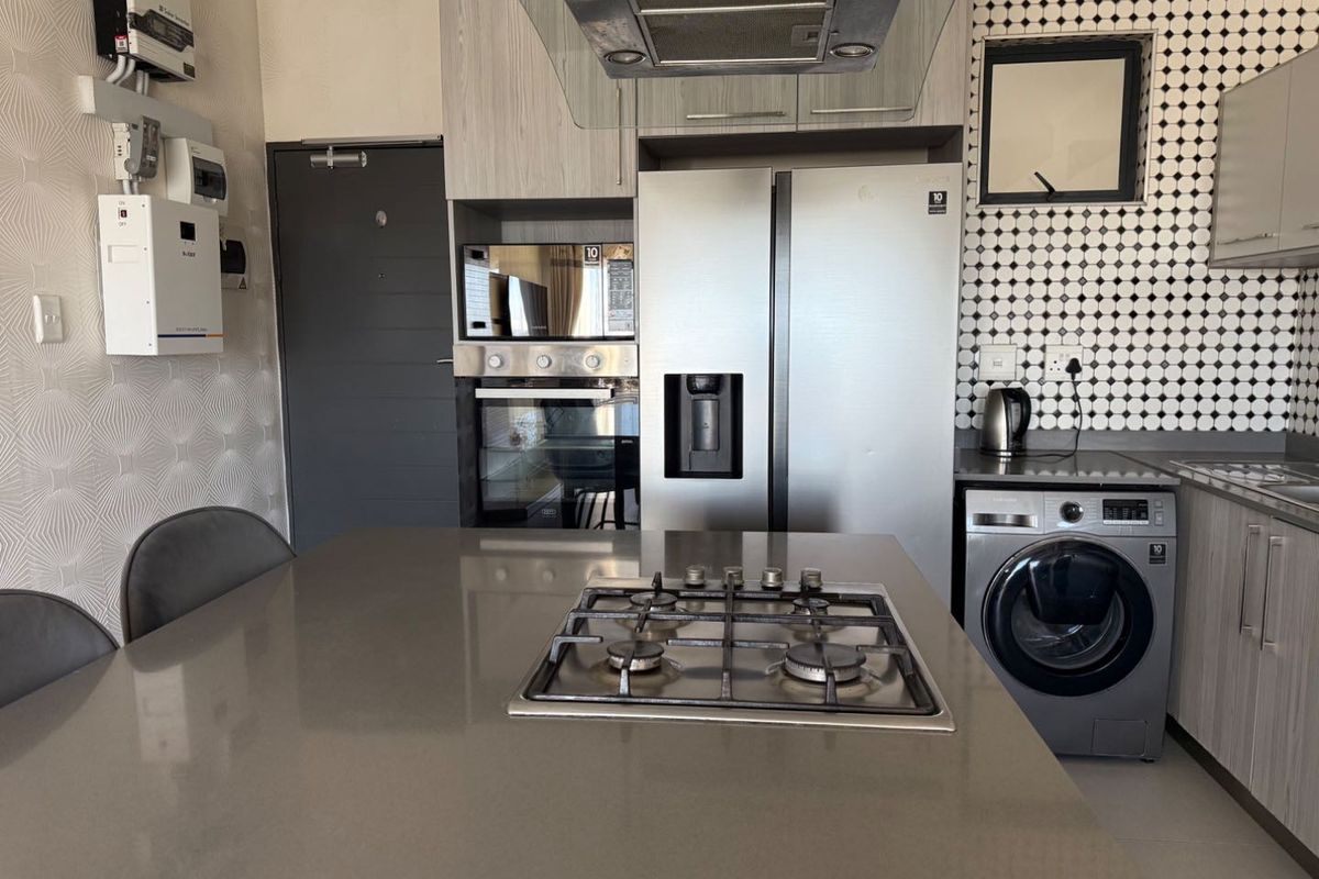 Furnished 2bed ,2bath for rent - Photo 3