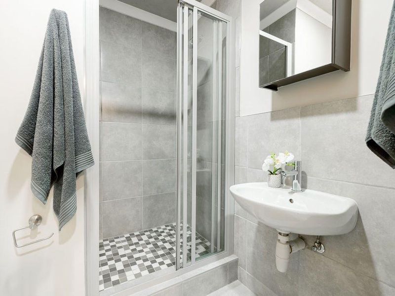 Ground floor 2-Bedroom apartment to rent - Photo 8