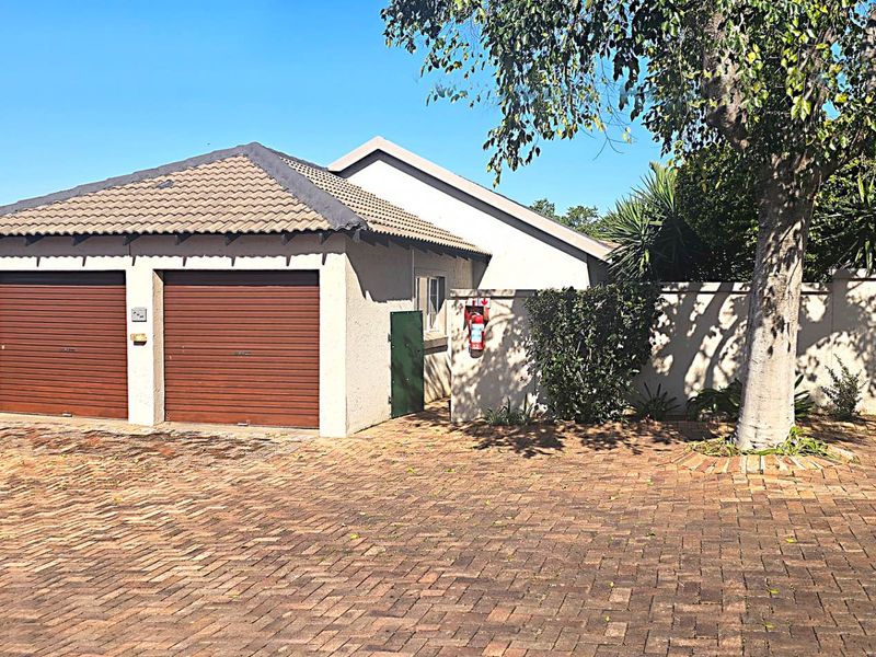 Your Dream Home in Honeydew Ridge Awaits! - Photo 3