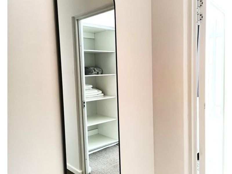 “Urban Elegance in the Heart of the City” - Photo 5